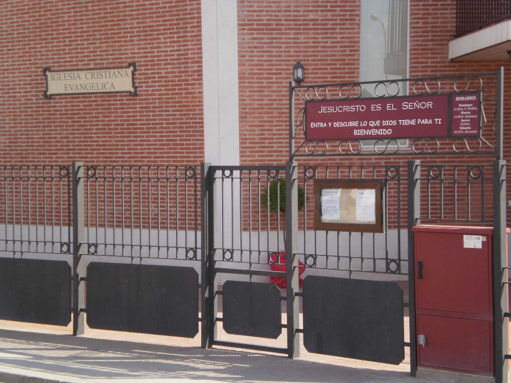 Instalaciones de la iglesia · fotografía 9